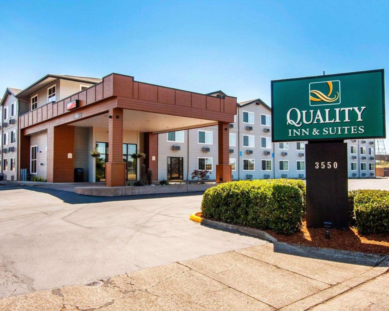 Quality Inn & Suites Springfield Exterior photo